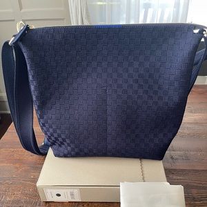 Rothy’s Mini Bucket bag in Nautical Navy